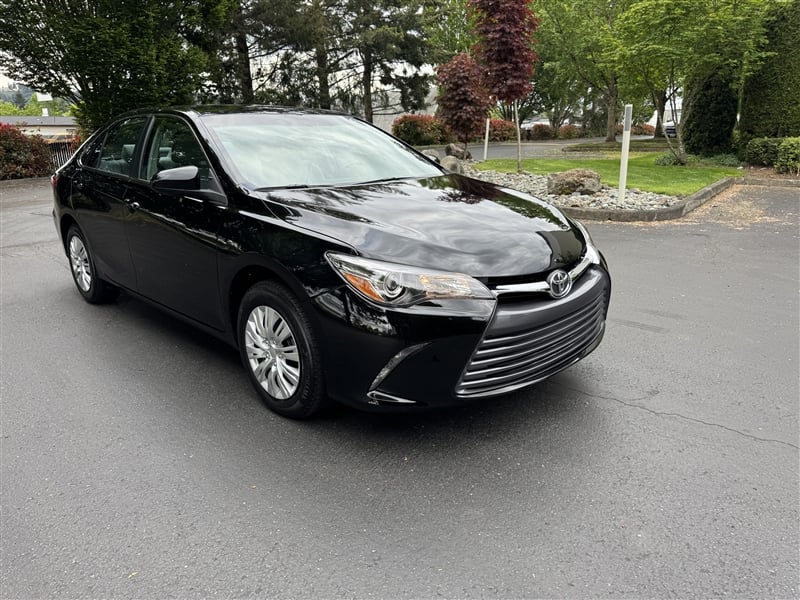 2017 Toyota Camry 2.5 Auto LE's photo
